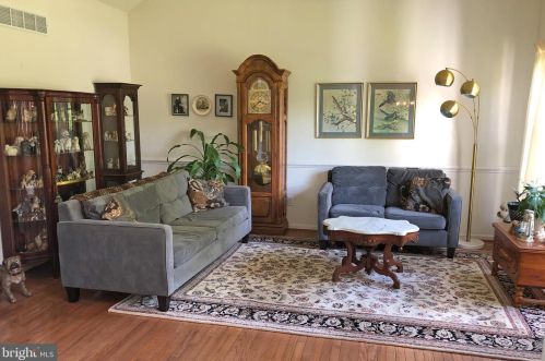 1859 Augusta Dr, Jamison PA 18929-1083 exterior