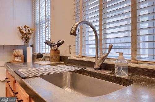 531 King St, Lancaster PA 17602-3011 exterior