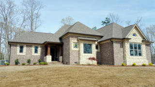 5961 Rainbow Springs Dr, Chattanooga TN  37416-1057 exterior