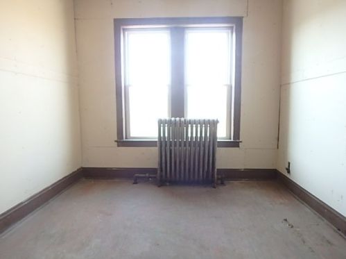 8305 Burley Ave, Chicago IL exterior