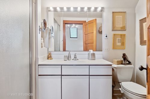 3822 Seeley Ave, Chicago IL 60645-5511 exterior