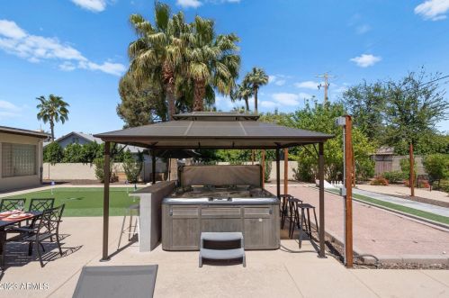 8007 7th Ave, Phoenix AZ  85021-5613 exterior