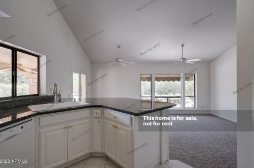 11001 11th St, Phoenix AZ 85020-5825 exterior