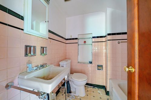 127 Richland Dr, Pittsburgh PA 15235-4413 exterior