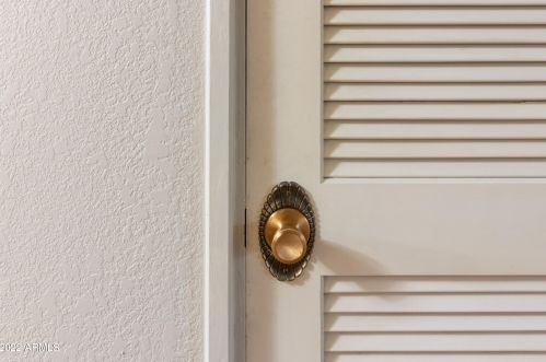 6116 12th Pl, Phoenix AZ 85014-1706 exterior