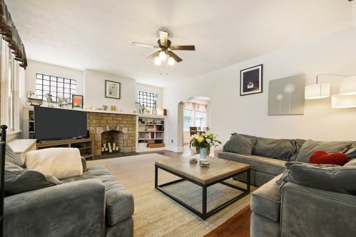 1611 Hillsdale Ave, Pittsburgh PA 15216-1822 exterior