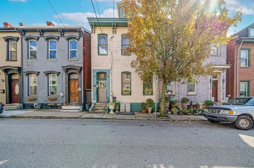 107 Sampsonia Way, Pittsburgh, PA 15212-4427