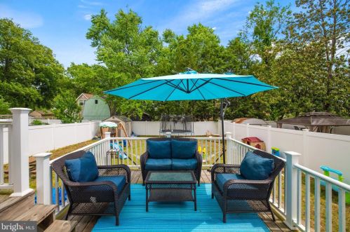 636 Bunch Ave, Glen Burnie MD 21060-6940 exterior