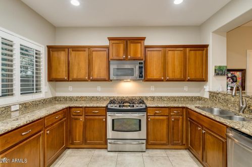 28122 18 Ln, Phoenix AZ 85085-5357 exterior