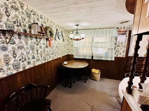 743 Tyler Rd, Meskegon MI 49445-9333 exterior