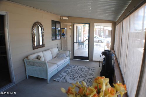 9123 Olive Ln, Chandler AZ  85248-6928 exterior