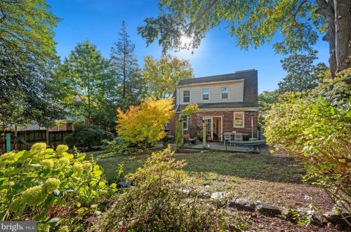 3670 Camden St, Washington DC 20020-1224 exterior