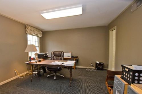 2356 Christophers Walk, Atlanta GA 30327-1110 exterior