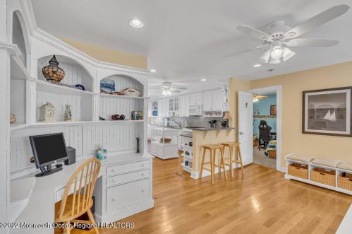 403 New York Ave, Point Pleasant Beach NJ 08742-3338 exterior