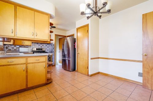 9008 Sacramento, Chicago IL 60805-1332 exterior