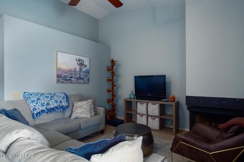 5349 Grouse Way, Tucson AZ  85742-9495 exterior