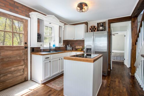 2915 Lorraine Ave, Kalamazoo, MI 49008-4312