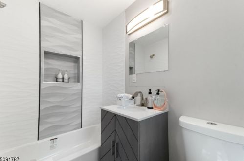 128 Brookside Ave, Irvington NJ  07111-3303 exterior