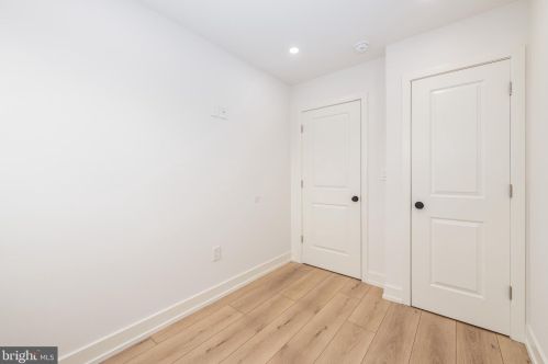 3172 18 St, Philadelphia PA 19145-5412 exterior