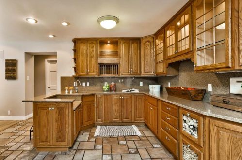 10101 Courtwick Dr, Saint Louis MO 63128-1613 exterior