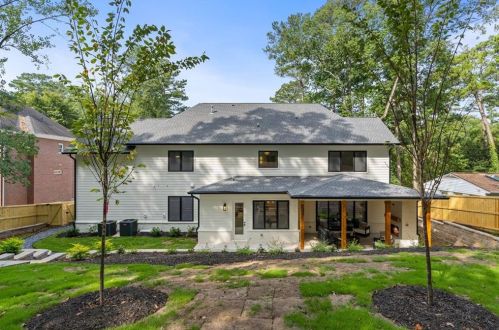 3918 Flowerland Dr, Atlanta GA  30319-1806 exterior