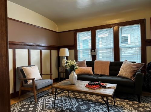 6312 North Ave, Milwaukee, WI 53213-2013