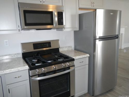 96 Clinton St, Montgomery NY  12549-1007 exterior