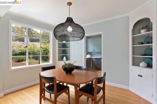 2400 Hillside Ave, Berkeley, CA 94704-2529