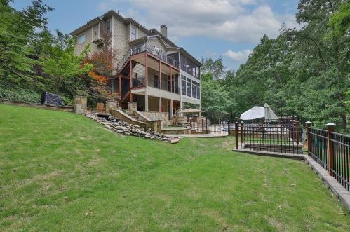 8069 Kenstone Ct, Atlanta GA 30350-4160 exterior