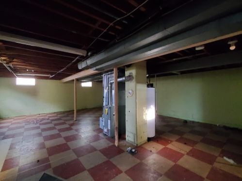 7100 Hope Ave, Milwaukee WI 53216-1058 exterior