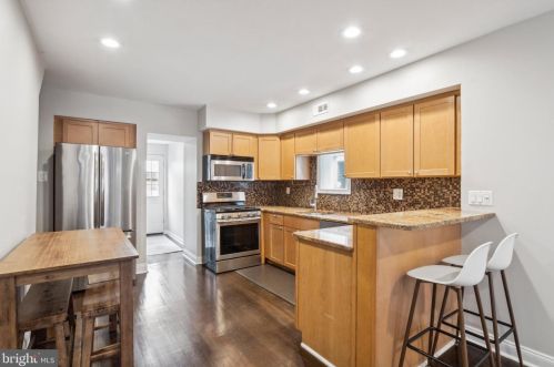 307 George St, Philadelphia PA 19123-1544 exterior