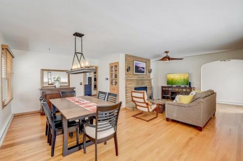 4510 Odana Rd, Madison WI  53711-1445 exterior