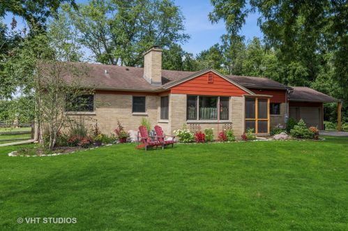 403 Fleming Rd, Bull Valley, IL 60098-7974