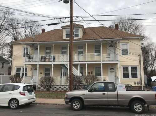 93 North St, Manchester, CT 06042-2022