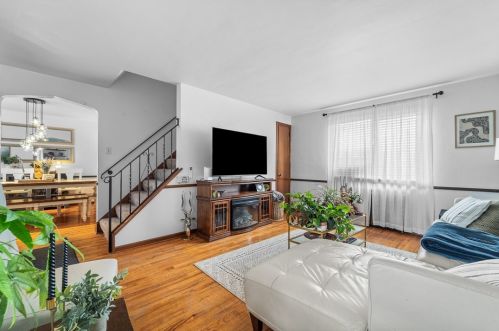 135 Owendale Ave, Pittsburgh PA  15227-1934 exterior