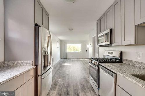 219 Anacostia Ave, Washington DC  20019-1322 exterior