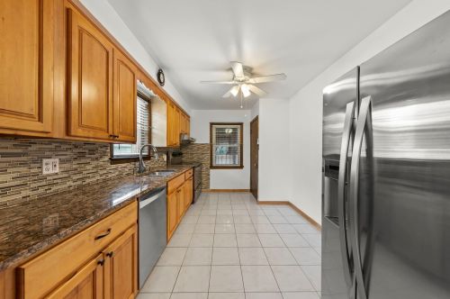 11643 Campbell Ave, Chicago IL 60655-1530 exterior