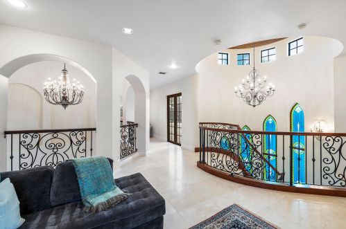 8060 Twin Lk Dr, Boca Raton FL 33496-1945 exterior