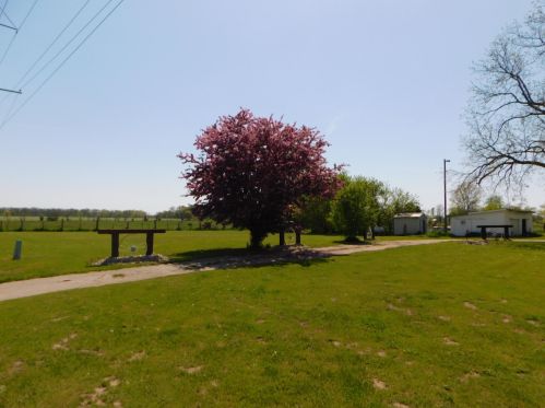 50002 M 51, Dowagiac MI 49047-9631 exterior