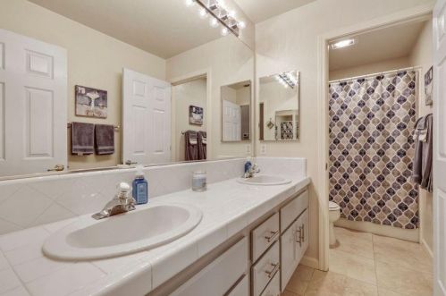 552 Hall St, Folsom CA 95630-9545 exterior