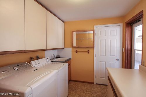 12011 8 St, Tucson AZ 85719-5411 exterior