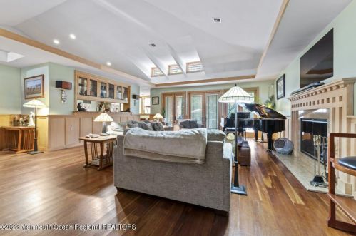 75 Charles, Berkeley Township NJ exterior