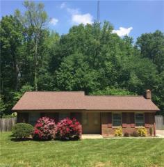 5002 Carolwood Dr, Greensboro NC  27407-2830 exterior