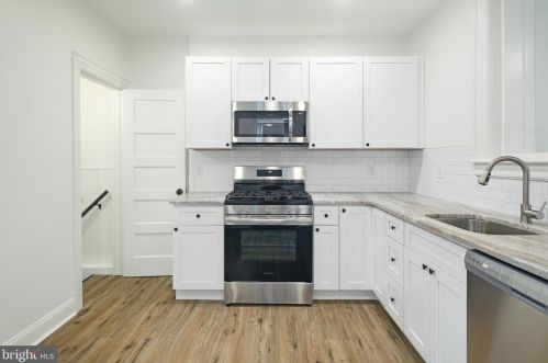 726 58 St, Philadelphia PA 19143-2432 exterior