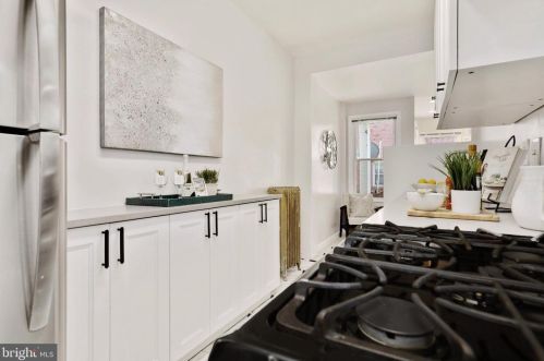 3232 Warder St, Washington DC 20010-2523 exterior