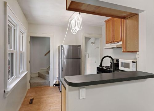 1012 6 St, Saint Paul MN 55106-4609 exterior