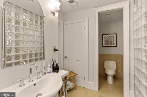 625 Q St, Washington DC 20001-3406 exterior