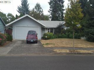 800 153 Ave, Portland OR  97233-3414 exterior