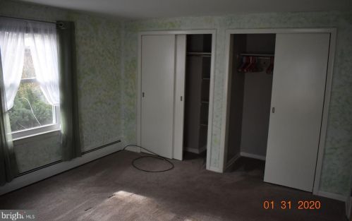 471 Grant Dr, Hanover PA 17331-1431 exterior