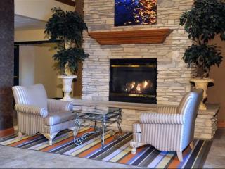 325 Engler Blvd, Chaska MN  55318-2409 exterior